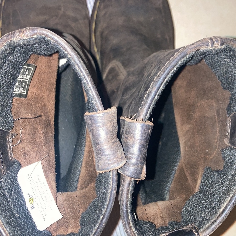 Size 9 doc marten boots